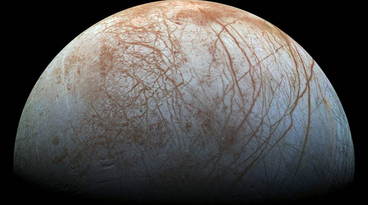 A bejelentésnek a Jupiter holdjához, az Europához lehet köze / Fotó: NASA