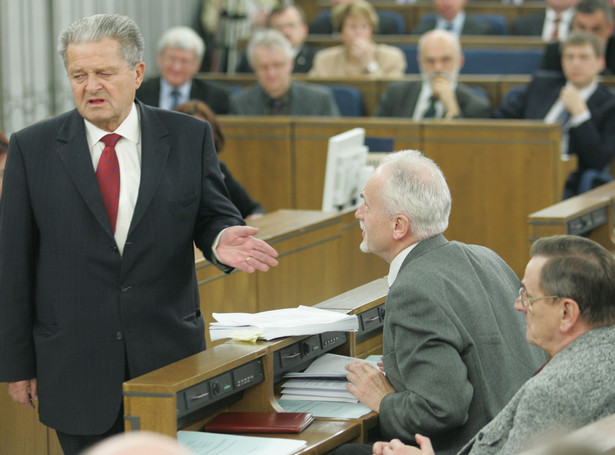 Posłowie PiS chcą zaskarżyć traktat