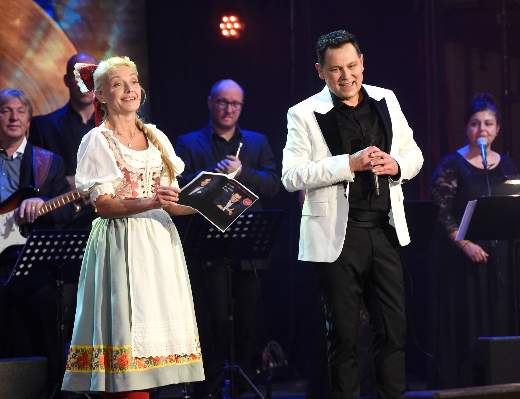 Herečka Veronika Žilková prezradila, že prežila vášnivú noc s Pavlom Vítkom (vpravo).