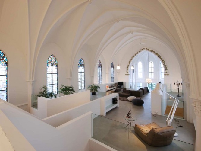 Mieszkanie w kościele