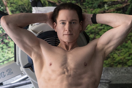 Milijarder plaća SVETIG PETRA KAJGANU DA BI ZAUVEK OSTAO MLAD, a sad je na red došao njegov POLNI ORGAN: "Mi nismo VRŠNJACI, on je biološki TINEJDŽER"