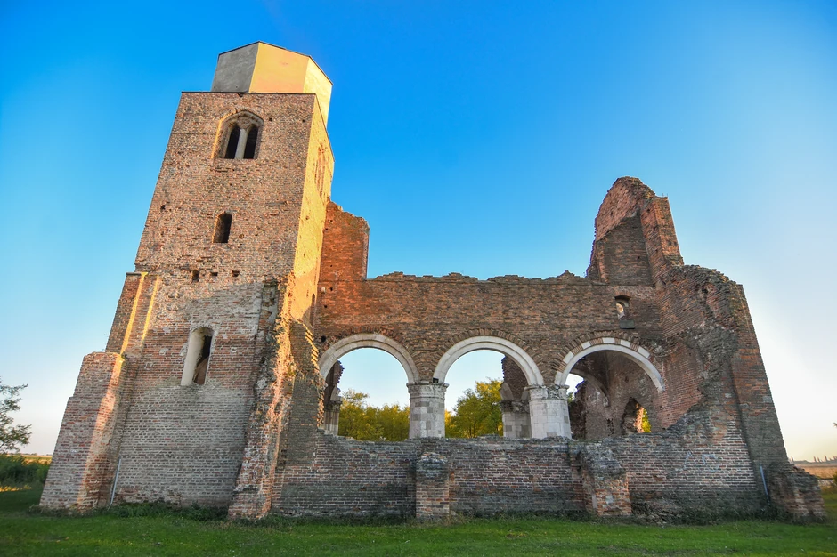 Ostaci ovog spomenika kulture jedini svedoče kako je izgledao srednji vek