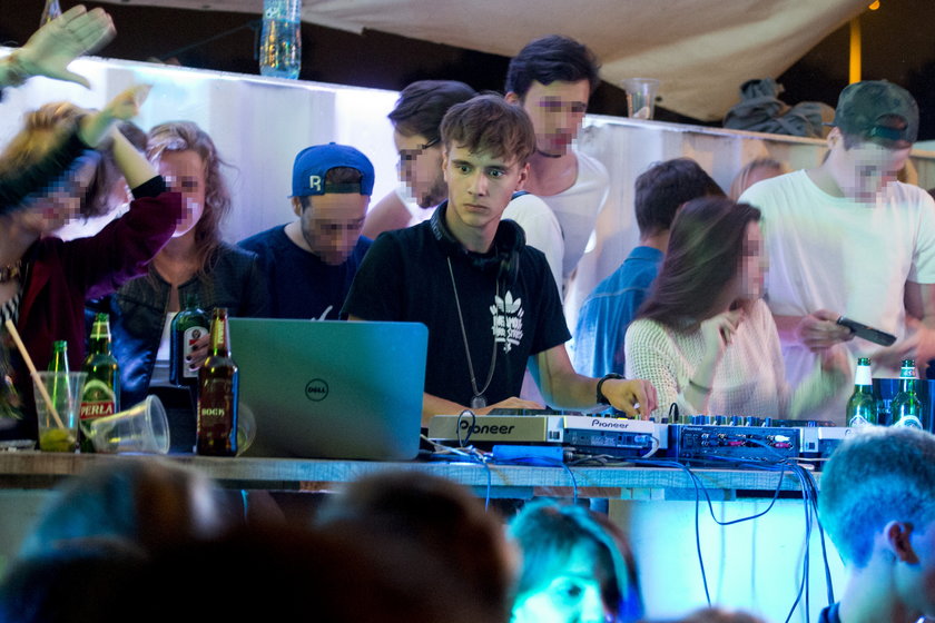 Maciej Musiał w lipcu 2014 jako DJ