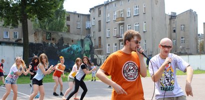 Pogonowskiego zagrało w teledysku