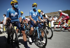 Żaden kolarz jadący w Tour de France nie jest zakażony koronawirusem