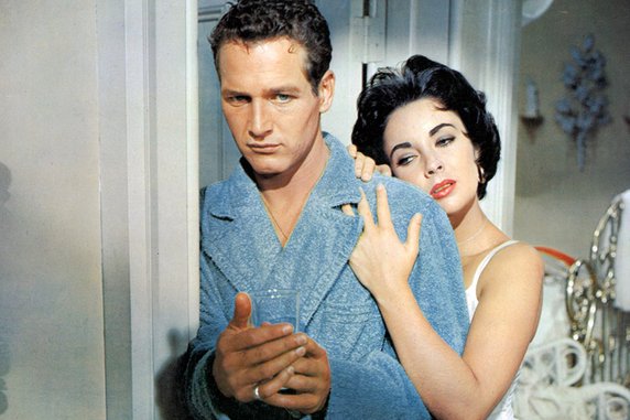 Elizabeth Taylor jako Maggie Pollitt i Paul Newman jako Brick Pollitt w filmie "Kotka na gorącym, blaszanym dachu" (1958)