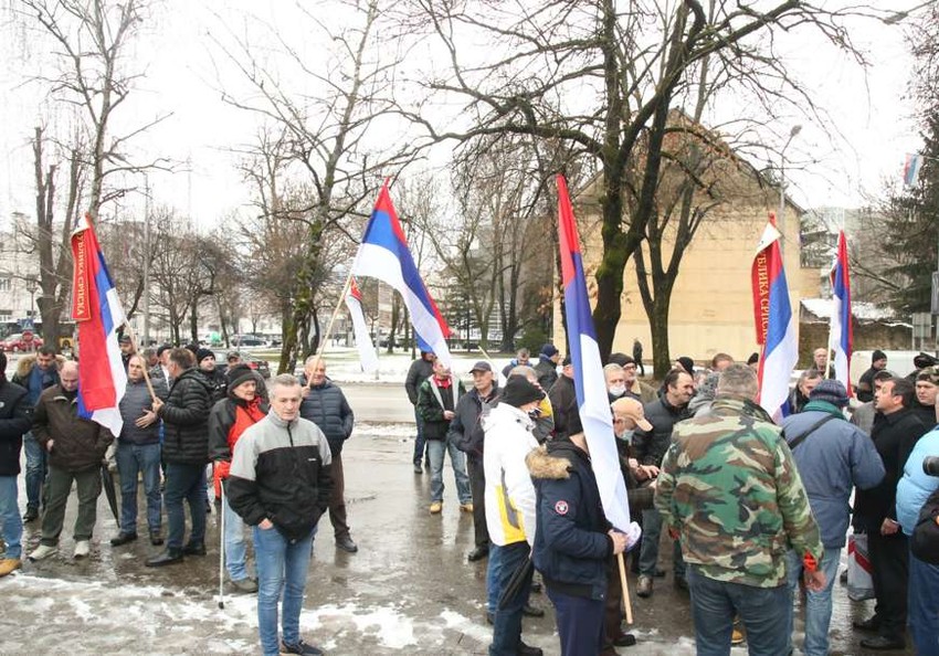 borci-protest-nebojsa-vukanovic-4-872x610