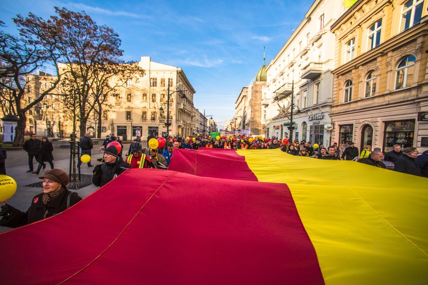 Murem za Hanką - marsz Piotrkowską