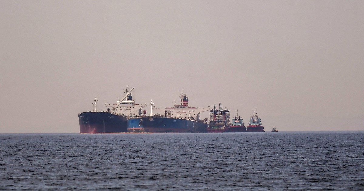 Middle East crisis becomes an African opportunity as 3 Saudi oil tankers bound for India and China turn back after Houthi warning