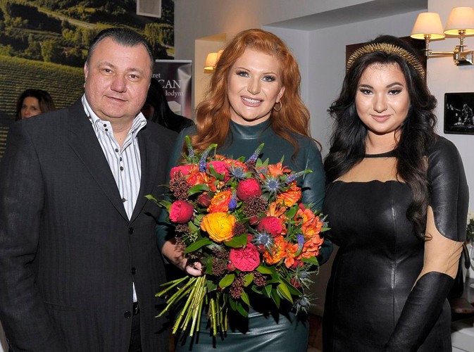 Wiktoria Grycan z chłopakiem na imprezie