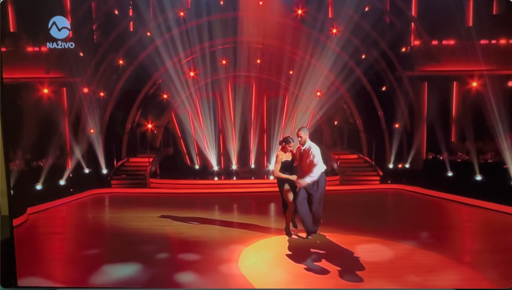 Počas tanga došlo k nepríjemnosti, ktorú musel pár bleskovo vyriešiť. 