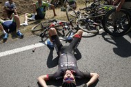 CYCLING-TOUR/CRASH