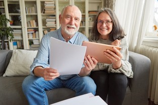 Masz ten dokument w domu? Możesz mieć wyższą emeryturę. Złóż wniosek o ponowne przeliczenie emerytury