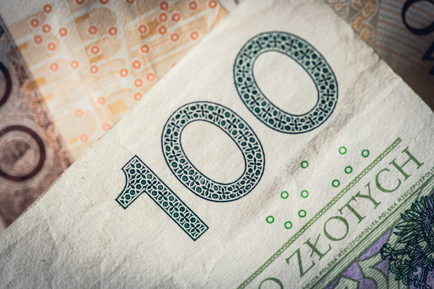 Rafalska: Różnice wynagrodzeń kobiet i mężczyzn w Polsce jedne z najniższych w UE