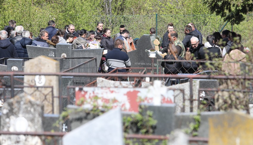 Sahrana Nevene P. u Ripnju