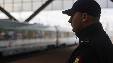 pilnie poszukiwane osoby do pracy na kolei. dostaniesz 20 tys. zł mies