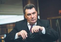 Daniłow: Rosja przekształciła część Donbasu w obóz koncentracyjny