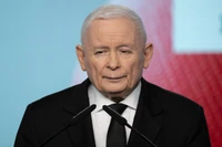 W PiS obrzucają się obelgami. Tak mówią o sobie zwaśnione frakcje