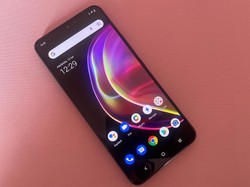 Vivo V21 5G to smartfon dla fanów selfie [TESTUJEMY]