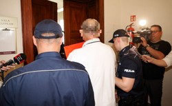 B. zomowiec oskarżony o strzelanie do górników z "Wujka"