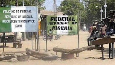 Immigration reiterates commitment to security of Nigeria's borders. [Punch]