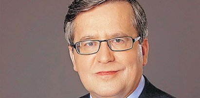 Komorowski bez wąsów! Żona kazała mu zgolić