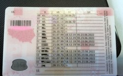 Rekordzista w sekundę stracił 16 kategorii prawa jazdy. Co poszło nie tak?
