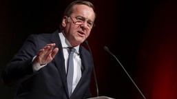 niemiecki minister uderzył w trumpa. "traktuje putina jak kumpla"