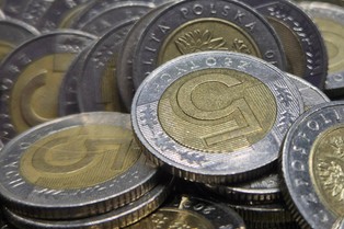 MRPiPS a wyrok TK o konieczności wyrównań i podwyżek w 2024 r. emerytur tym emerytom, którym obniżono je po 2013 r.