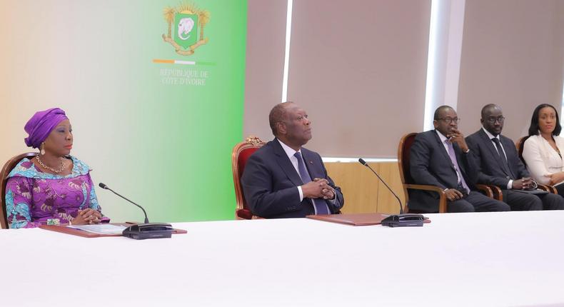 Le Président ivoirien, S.E.M. Alassane Ouattara et quelques membres de son gouvernement