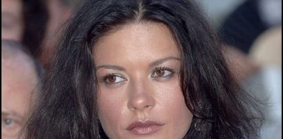 Zeta Jones wściekła na lekarzy. Za późno wykryli raka!