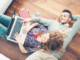 Mazurkiewicz: Obserwujemy globalne przyśpieszenie przechodzenia konsumentów do sieci