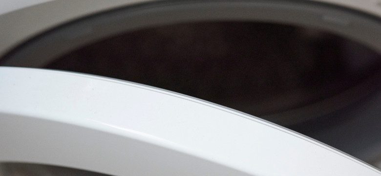 Zamknęli w pralce dwulatka. Usłyszeli wyrok