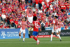 Ekstraklasa. Centrostrzał zdecydował o zwycięstwie w pojedynku Rakowa z Cracovią