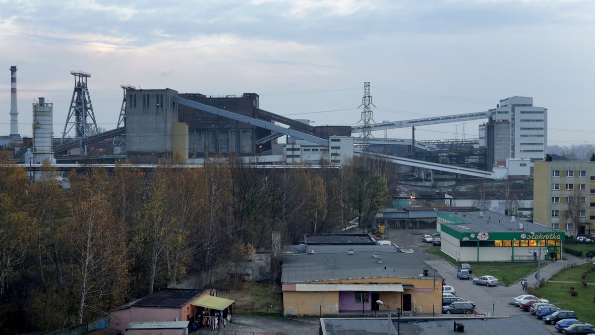 Tragedia w kopalni w Knurowie. Nie żyje górnik. Został zasypany