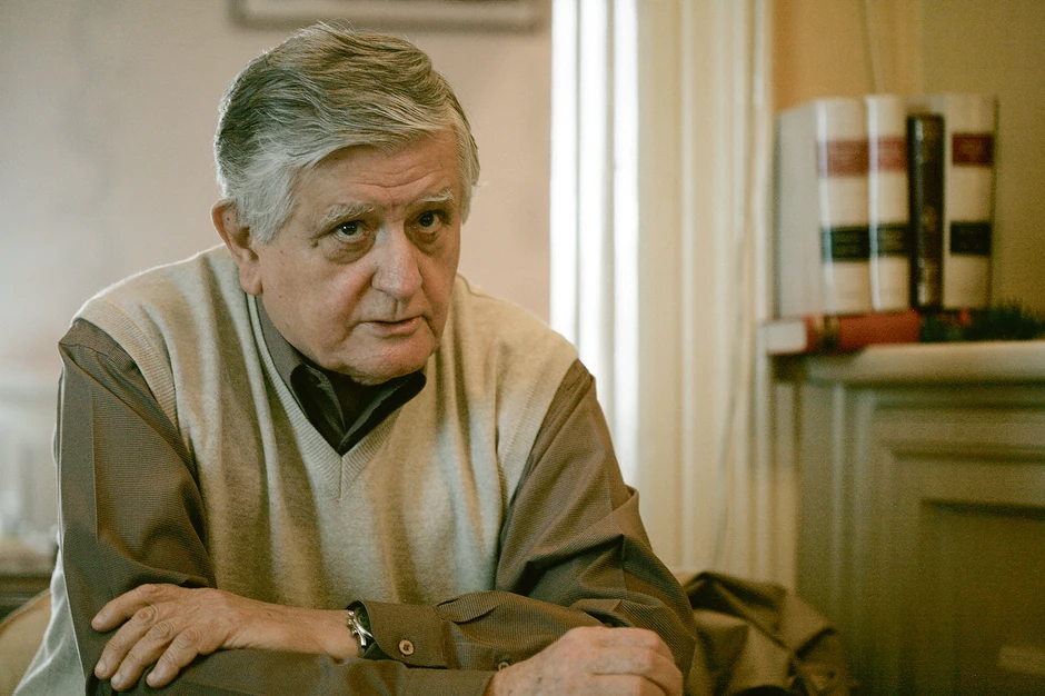 Dejan Mijač: Ko god dođe na vlast, njemu se nešto diže