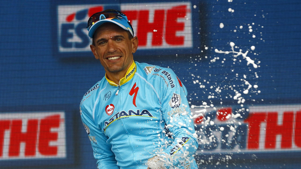 Włoski weteran, 38-letni Paolo Tiralongo przedłużył z Astaną kontrakt do 2017 roku. Oznacza to, że triumfator etapów tegorocznego Giro d'Italia i Giro del Trentino zawodową karierę zakończy po 40. roku życia.