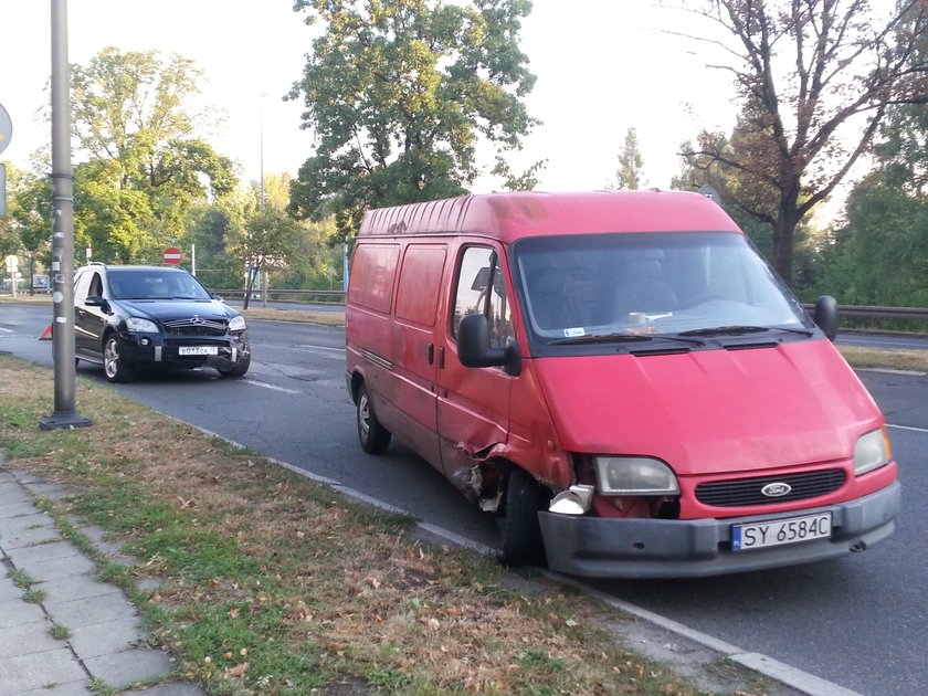 Oblewał gola i spowodował stłuczkę!