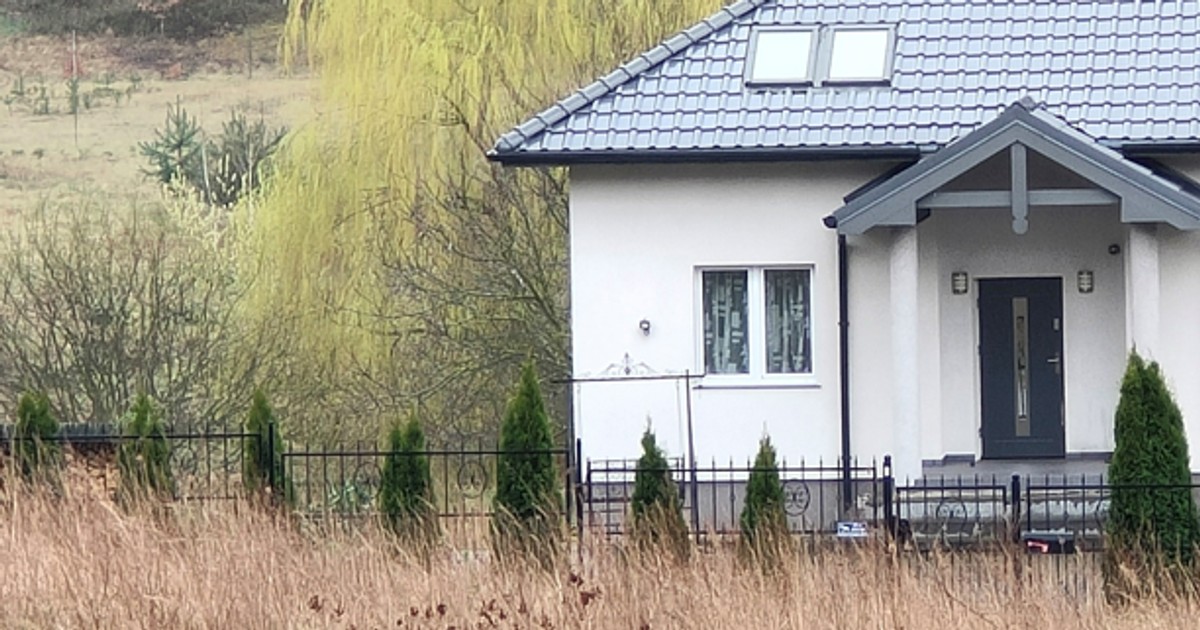 Půjčili si 242 000 PLN.  PLN, musí vrátit 586 PLN.  Ziobro hájí dlužníky ve švýcarských francích