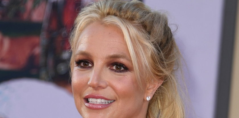 Naga Britney Spears tuli nowego członka rodziny i z uśmiechem rzuca: Ludzie są głupi!