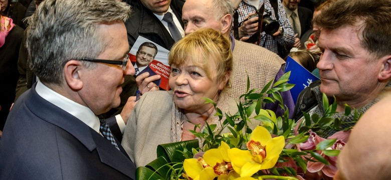 Brudziński kpi z Bronkobusów. "Prezydent przebije ojca Pio"