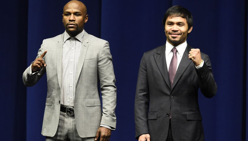 Pacquiao cały czas obija twarz Mayweathera