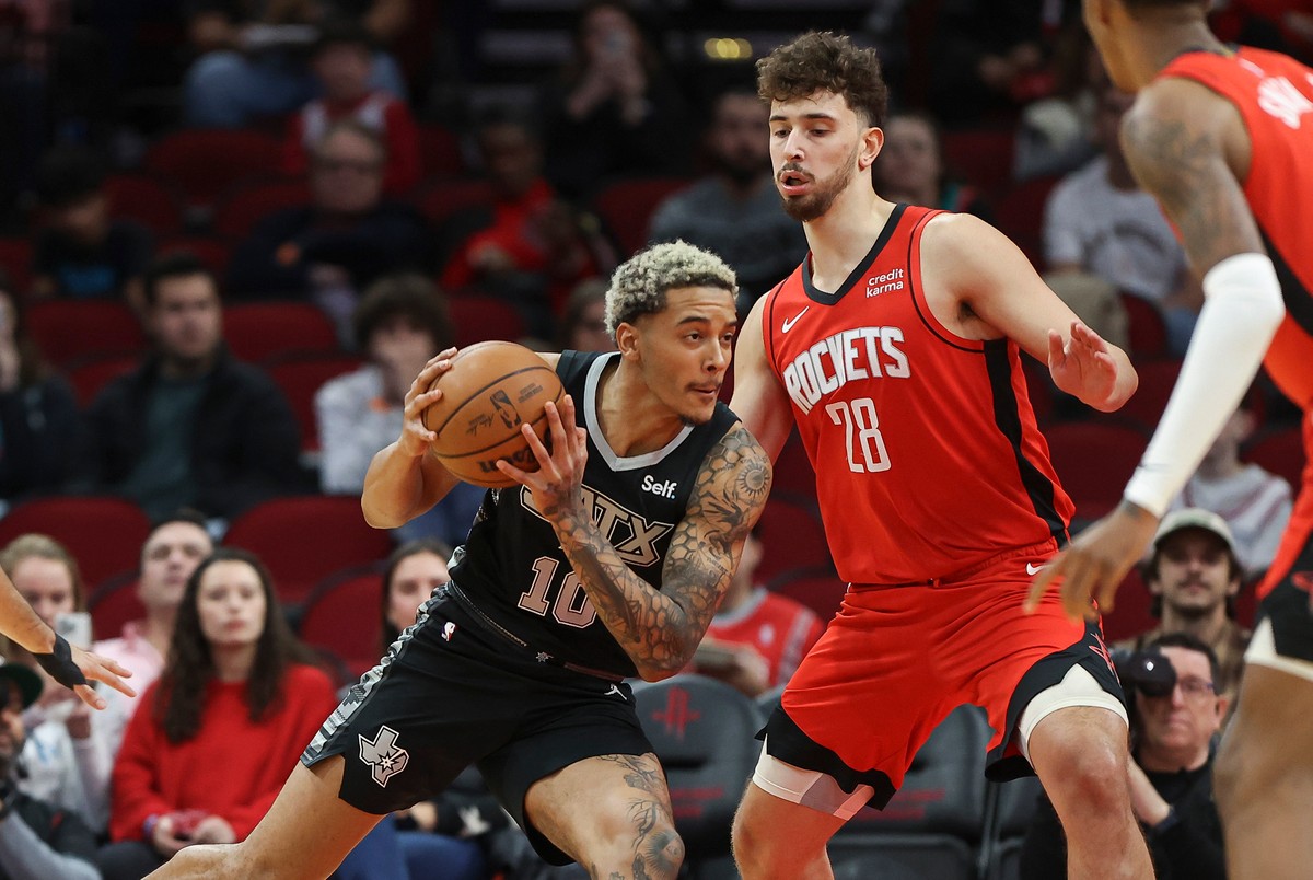 Jeremy Sochan w meczu z Houston Rockets
