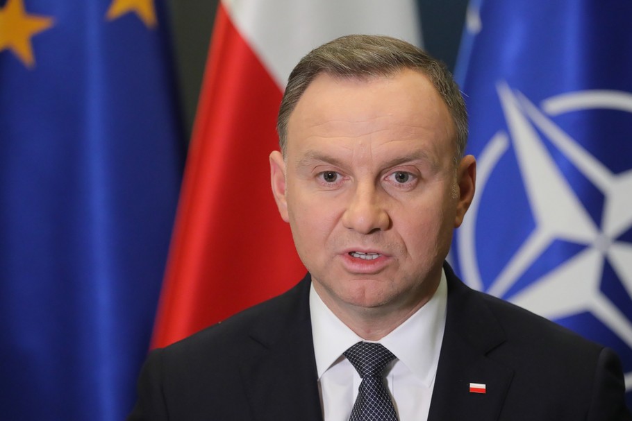 Prezydent RP Andrzej Duda podczas konferencji prasowej w BBN, w nocy z 15 na 16 bm. w Warszawie.