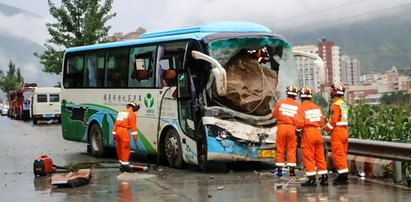 Kierowca autobusu poświęcił się dla pasażerów. Okrzyknęli go bohaterem