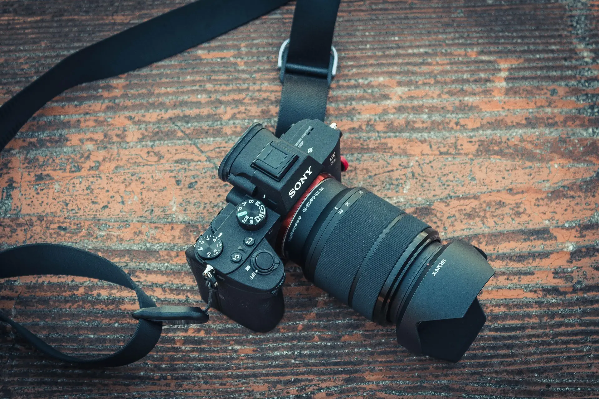 Sony Alpha 7 Kamera mit Objektiv