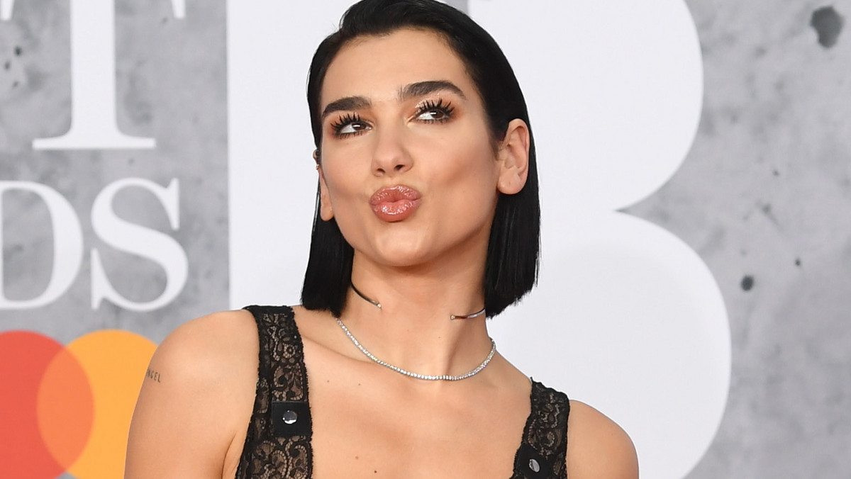 Brit Awards 2019: Dua Lipa i jej kreacje