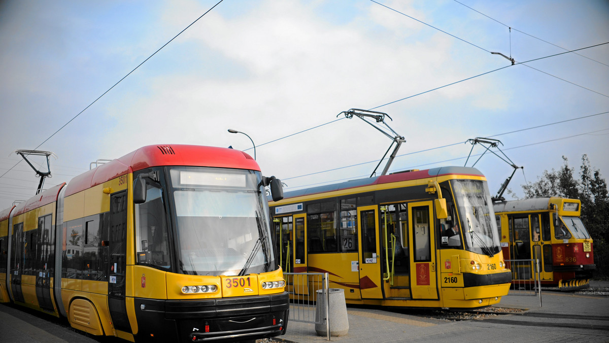 Linie tramwajowe w Olsztynie mają być zbudowane do połowy 2014 roku - poinformował prezydent Olsztyna Piotr Grzymowicz. Tramwaje woziły pasażerów w Olsztynie do 1965 roku, teraz miasto postanowiło przywrócić ten środek transportu.