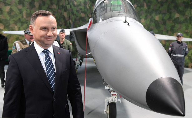 Andrzej Duda wygrywa z Donaldem Tuskiem w II turze. NAJNOWSZY SONDAŻ