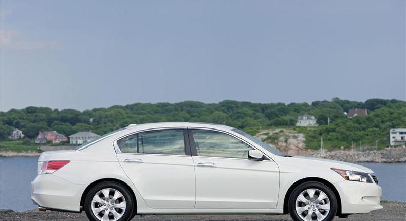 Honda Accord 2010 Sedan.